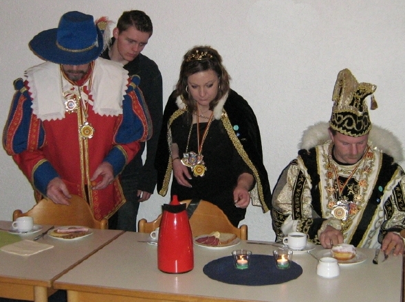 062Rosenmo.jpg - Eine letzte Stärkung, bevor es in die nächste Runde geht.