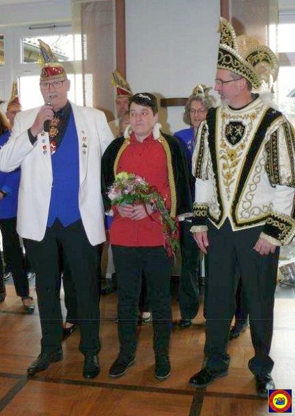 Närr Früh2020-07.jpg - Bergüßung durch Präsident Johannes Borchard .........